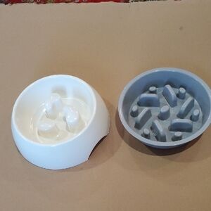 Dog Bowls 2 White and Gray  for Healthy Feeding